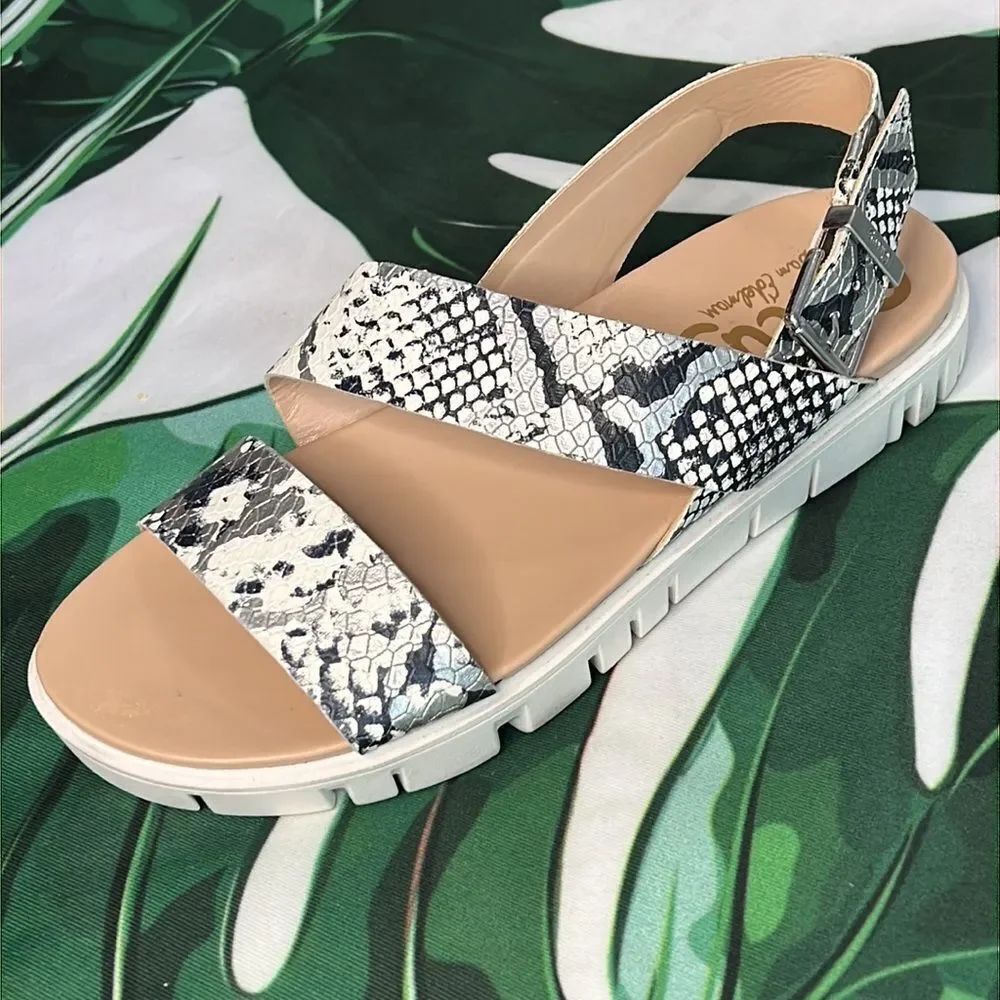 *Circus by Sam Edelman, white gray snake, print platform sandals